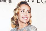 Demandan a Miley Cyrus por 'copiarle' canción a Bruno Mars