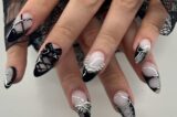 Ideas de uñas 'dark coquette' que están en tendencia este otoño