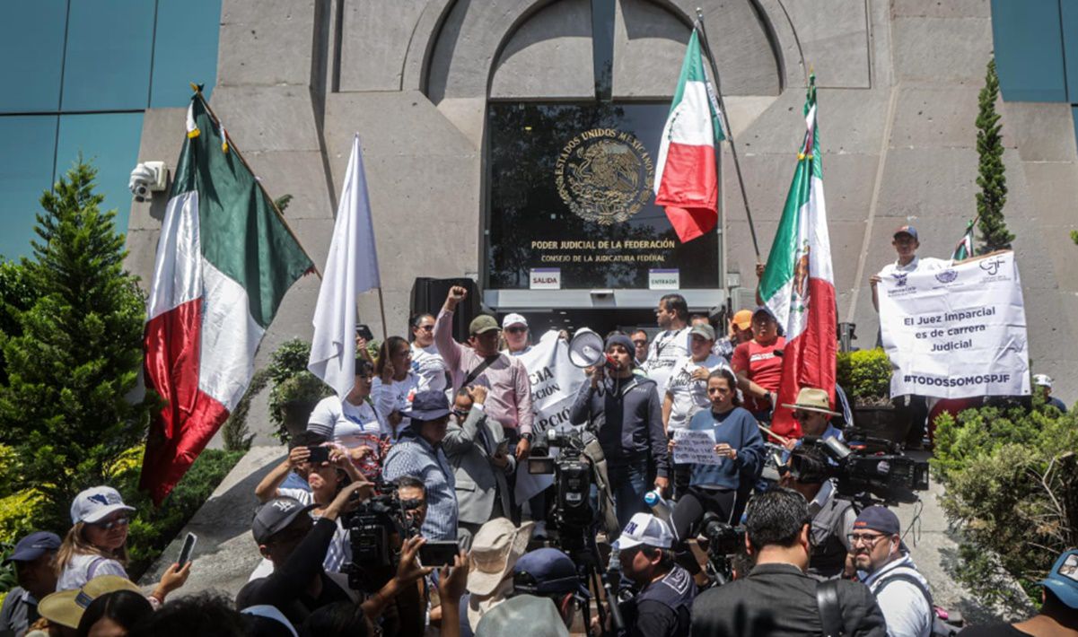 “Nada más estoy esperando a Salinas”, dice AMLO ante declaraciones de Zedillo y García Luna