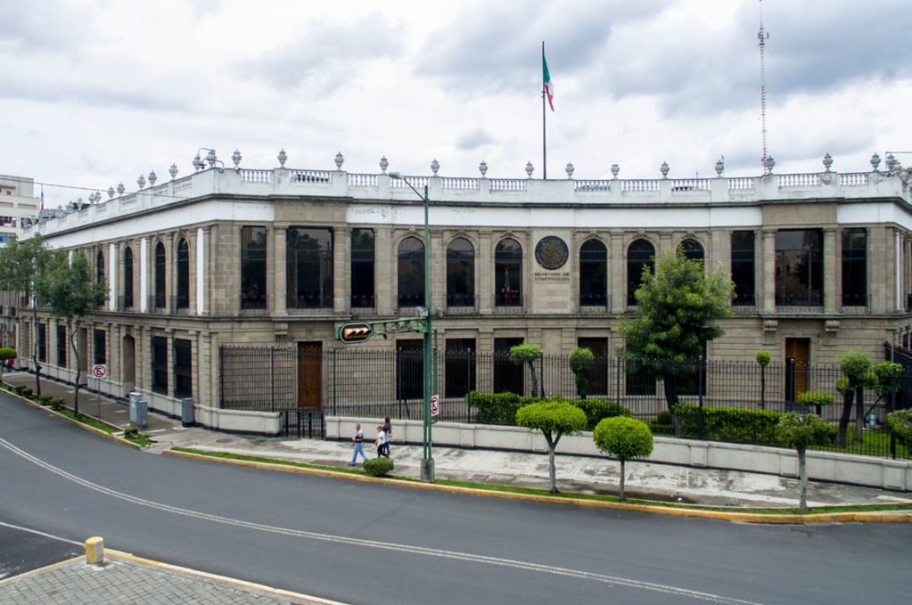 Trabajadores del Poder Judicial marchan sobre autopista México Cuernavaca; consideran que reforma es 