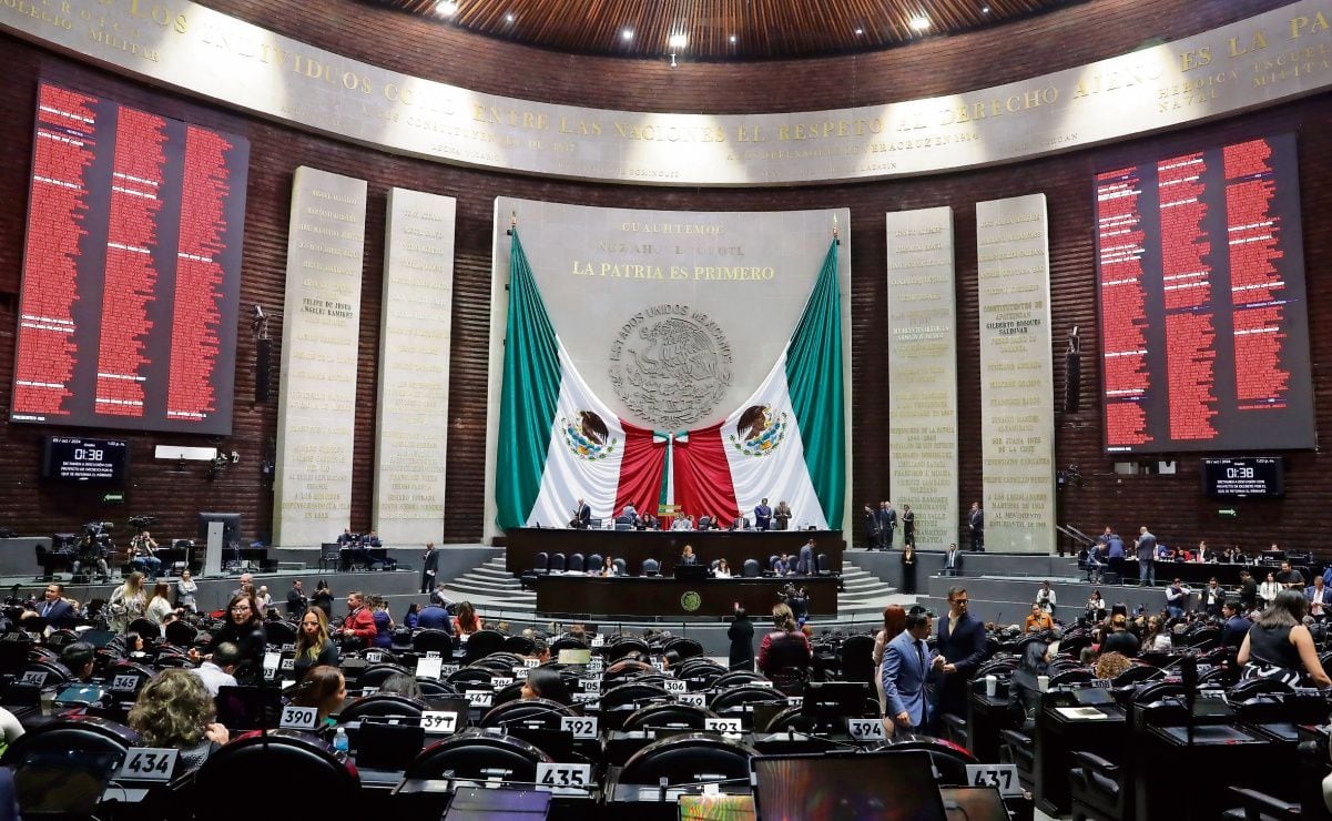 Trabajadores de AHMSA en Coahuila se manifiestan; exigen sus finiquitos después de la declaratoria de quiebra de la empresa