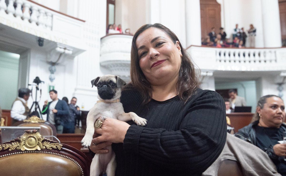 Ángela Aguilar suena para cantarle 