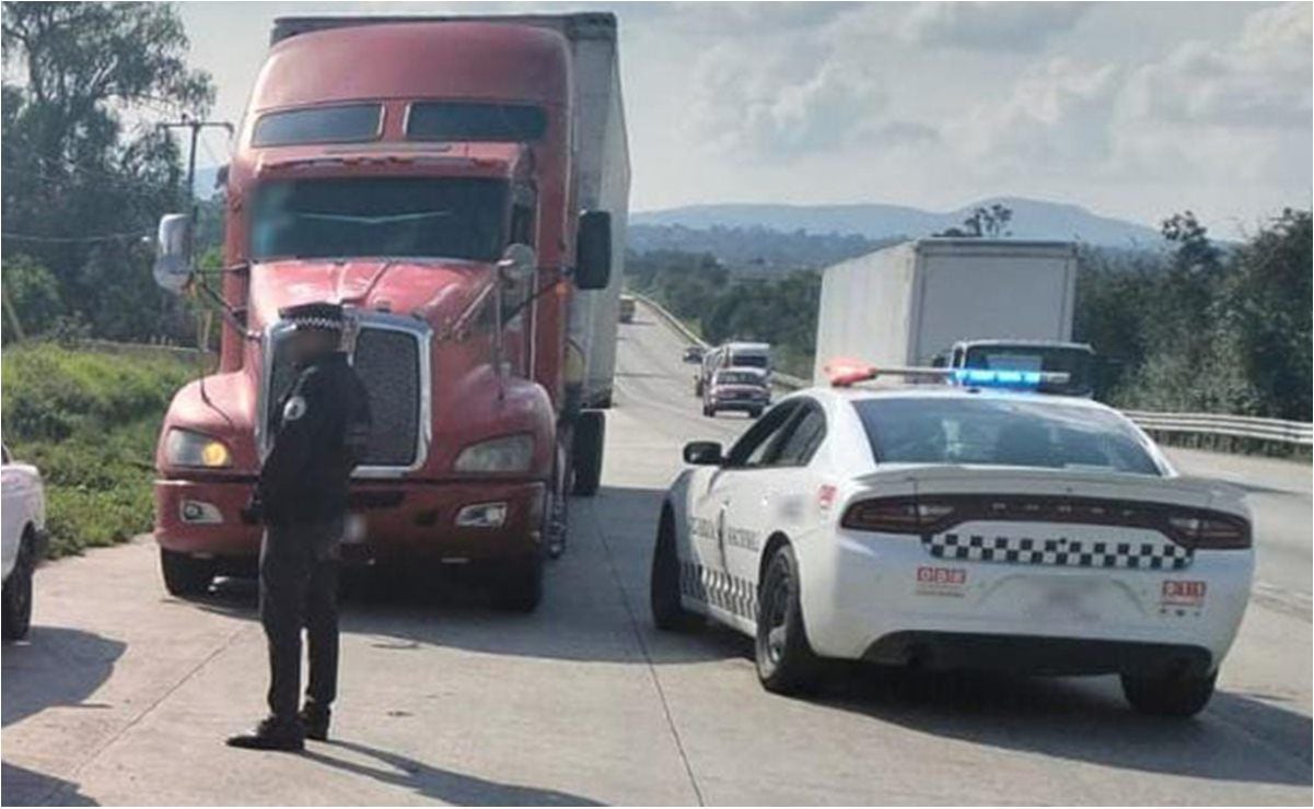 Joven roba tráiler en periférico de Mérida para conducirlo; estaba drogado