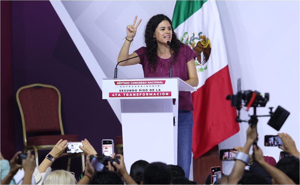 Nieta de Vicente Fernández cobra revancha y se luce en la pelea de Jaime Munguía