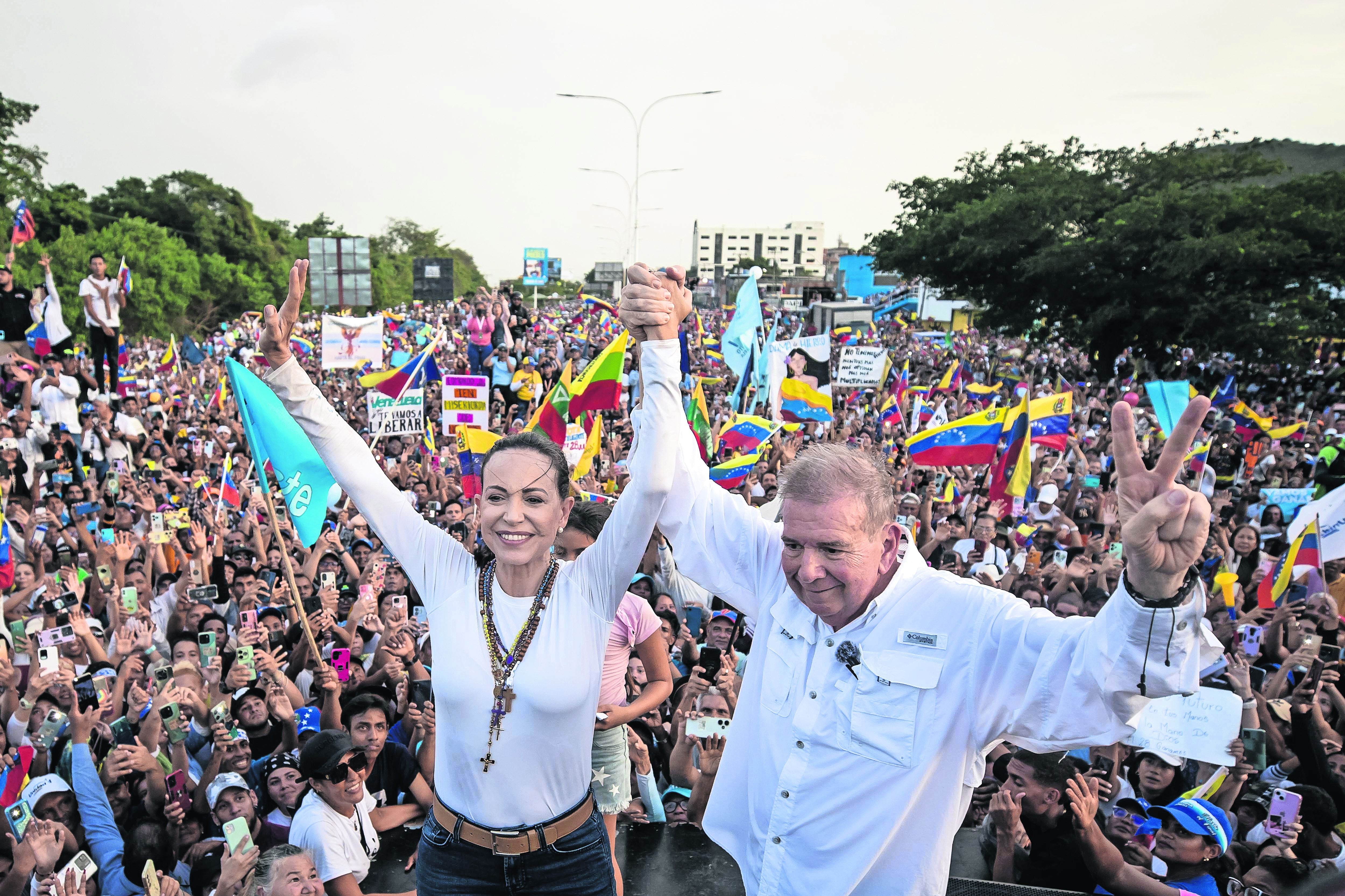 Homenaje a un visionario y defensor del periódico