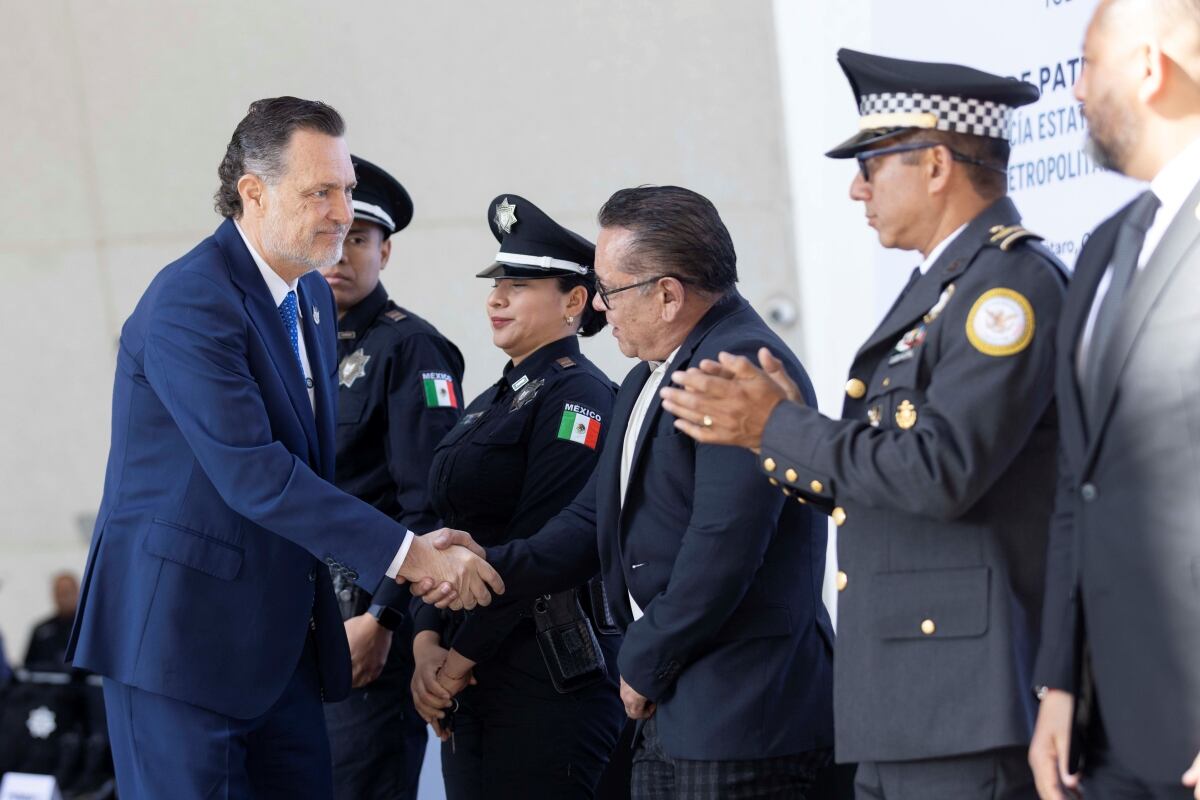 Habitantes bloquean accesos a Aeropuerto de Tijuana; exigen audiencia para resolver conflicto territorial