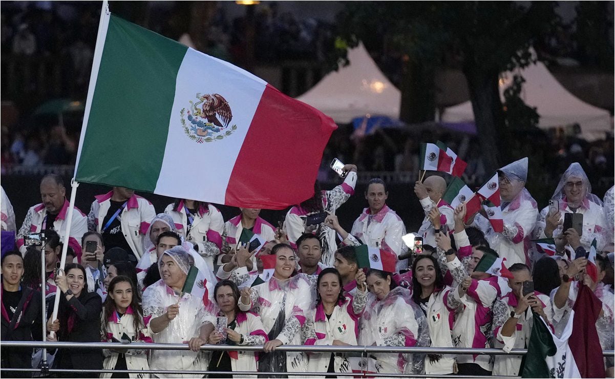 París 2024: Así desfiló México en la ceremonia de inauguración de los Juegos Olímpicos