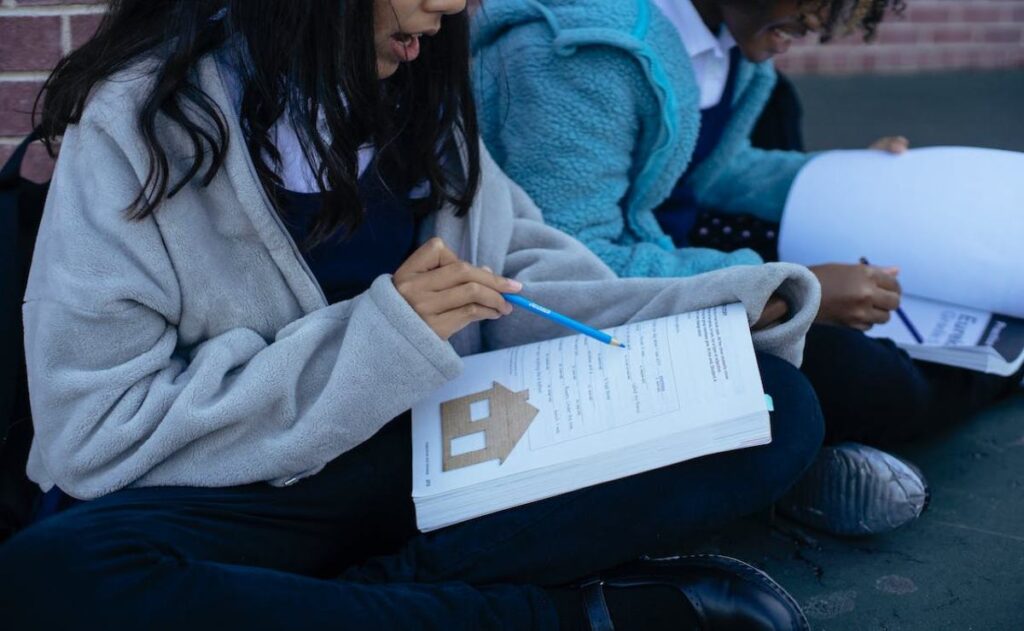 Dónde y cómo conseguir la guía de estudios para el examen de la UAM