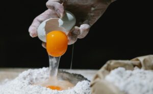 UNAM revela si comer huevo todos los días aumenta el colesterol