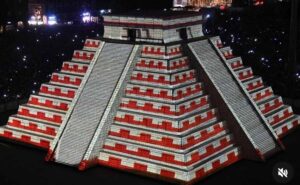 Horarios para ver el espectáculo de la pirámide de Kukulcán en el Zócalo 