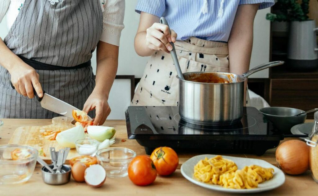 ¡Atención, estudiantes de gastronomía! Esta beca de Santander te otorga 300 mil pesos