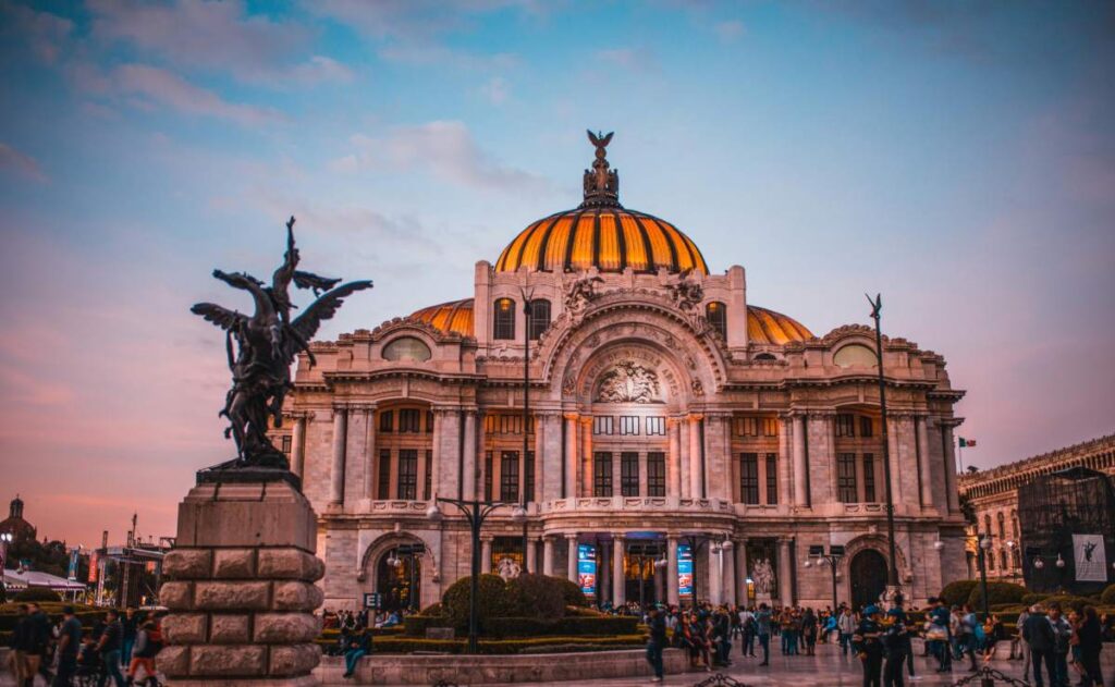 Lánzate a la ópera en Bellas Artes