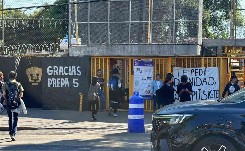 Prepa 5 de la UNAM se va a paro; hay suspensión de clases