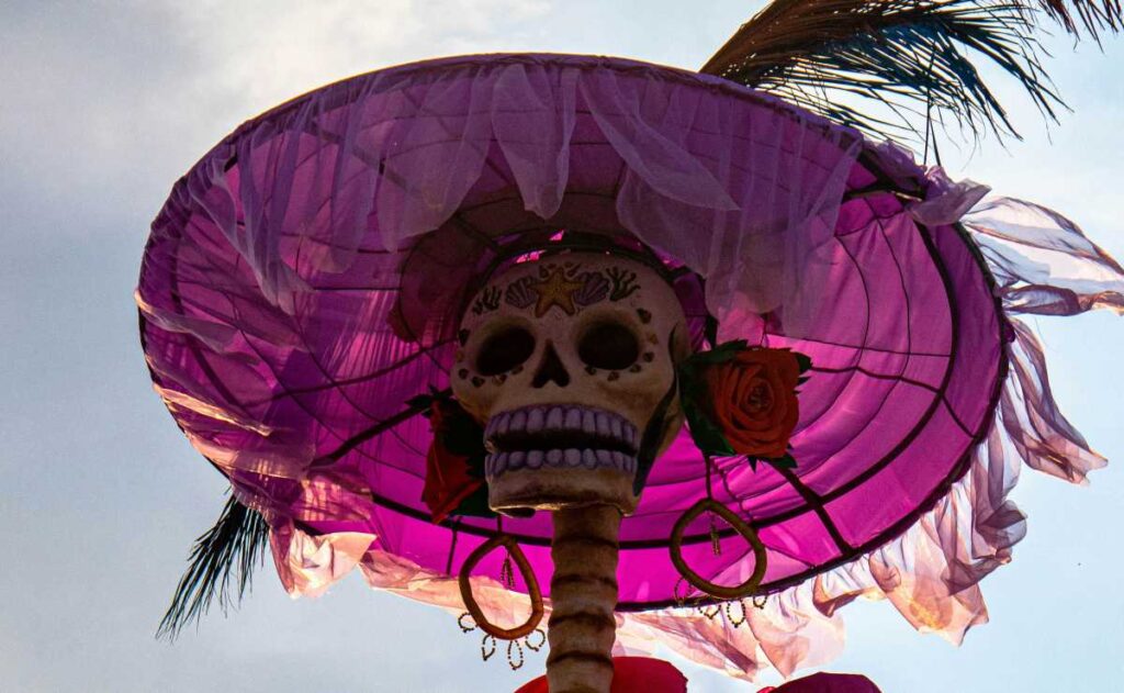 Con motivo del Día de Muertos, el IPN anunció en sus redes sociales la realización del concurso de calaveritas.