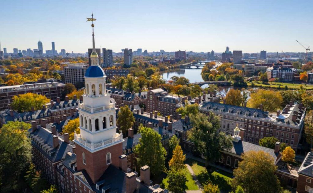 Becas de Harvard