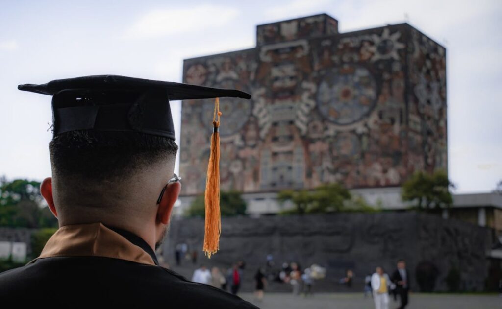 Conoce los beneficios que tienes al estudiar en la UNAM