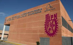 ¿Qué carreras puedes estudiar en la UPIITA IPN? 